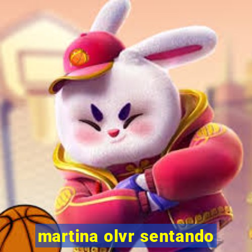 martina olvr sentando